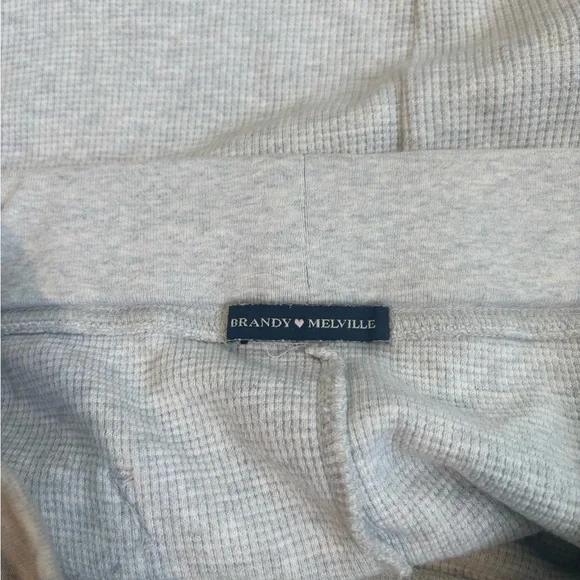 Brandy Melville skirt - Picture 5 of 5